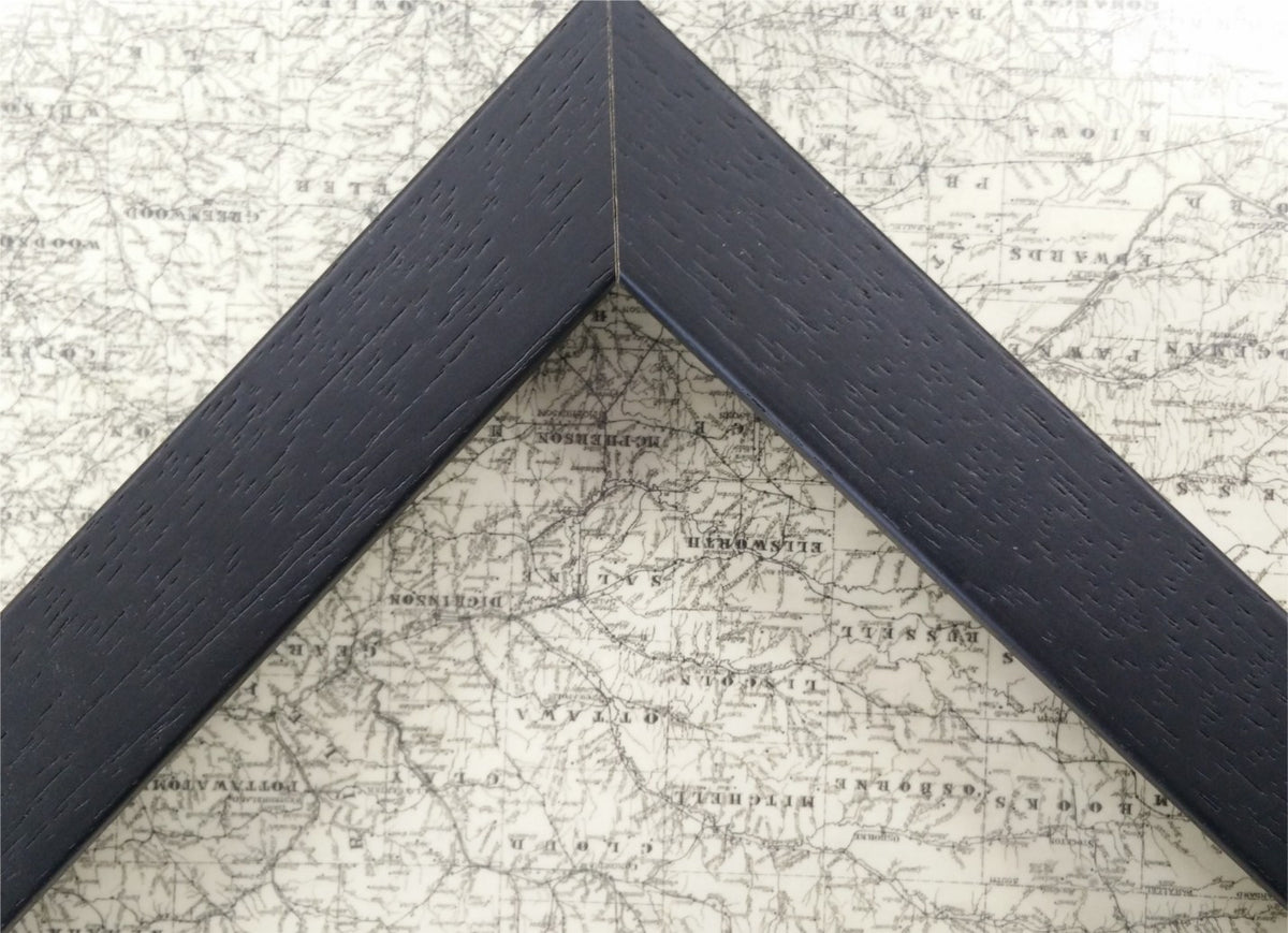Black Map Frame (auto) - Gallup Map